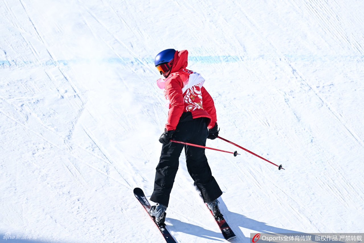 坡面障碍技巧资格赛 谷爱凌晋级决赛