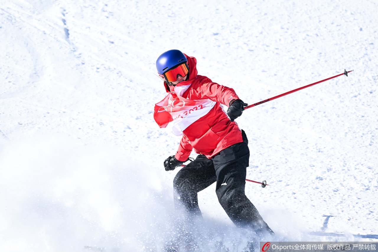 坡面障碍技巧资格赛 谷爱凌晋级决赛