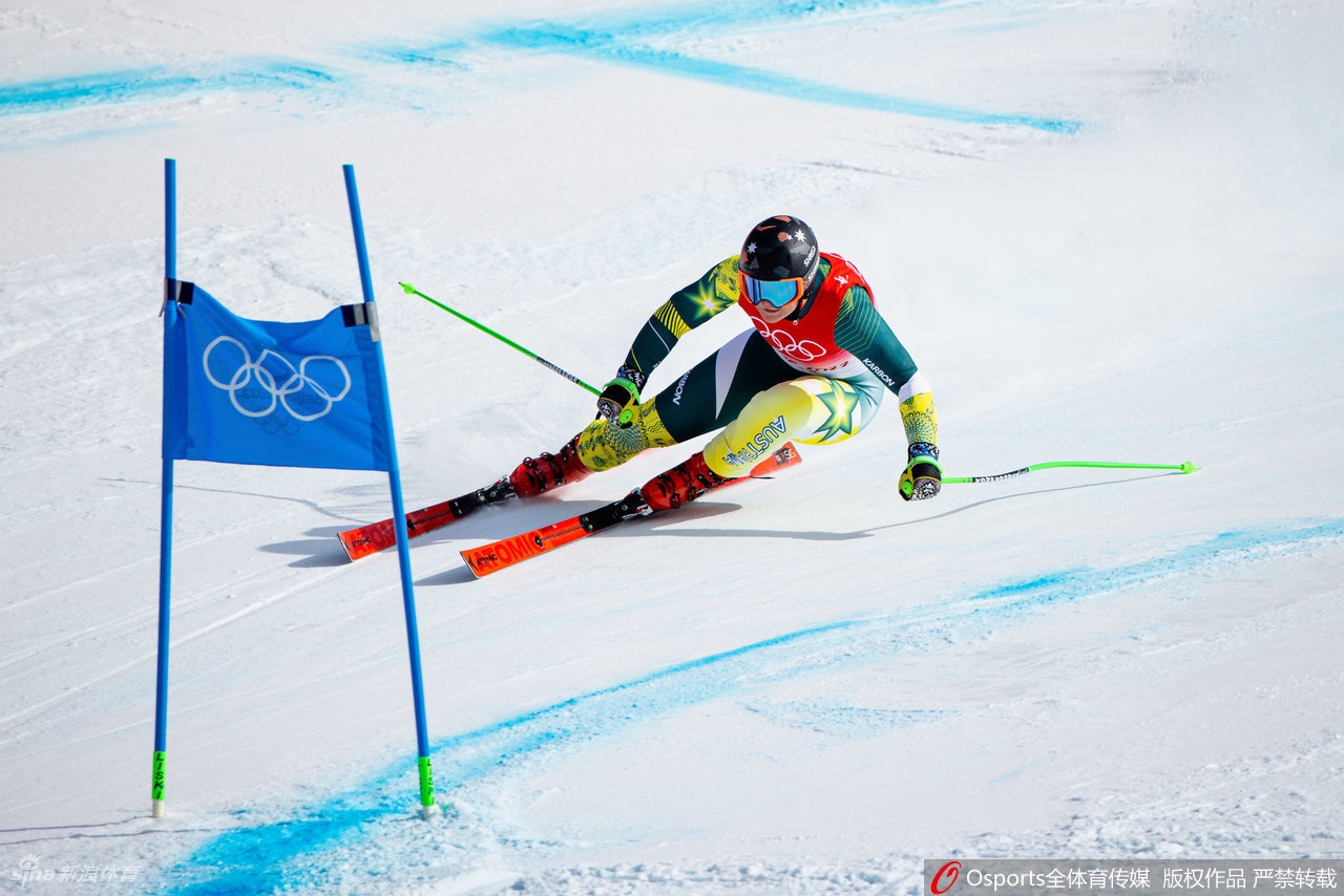 高山滑雪女子超级大回转贝赫拉米夺金