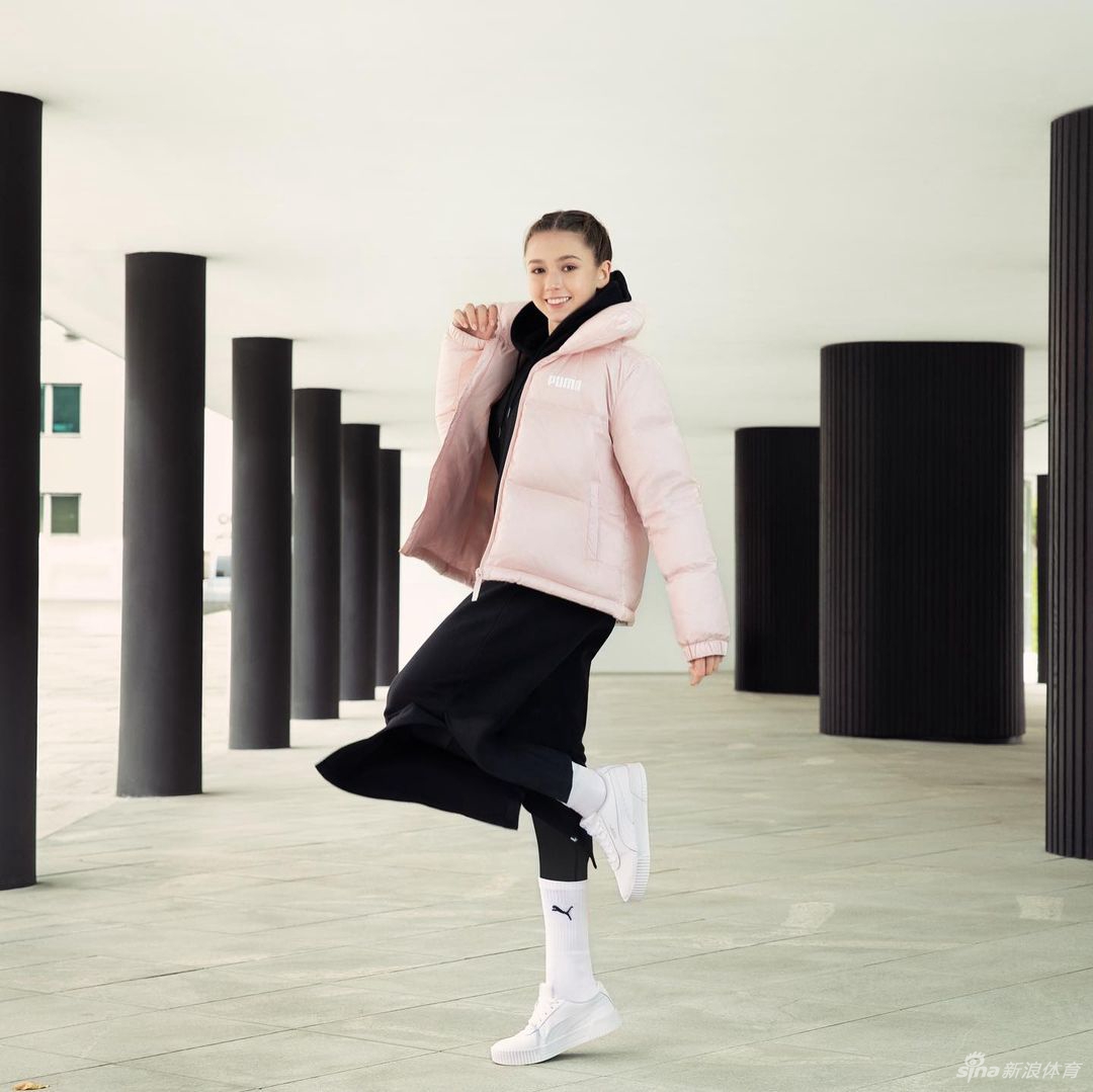 15岁俄罗斯花滑小美女K宝冬奥首秀拿第一