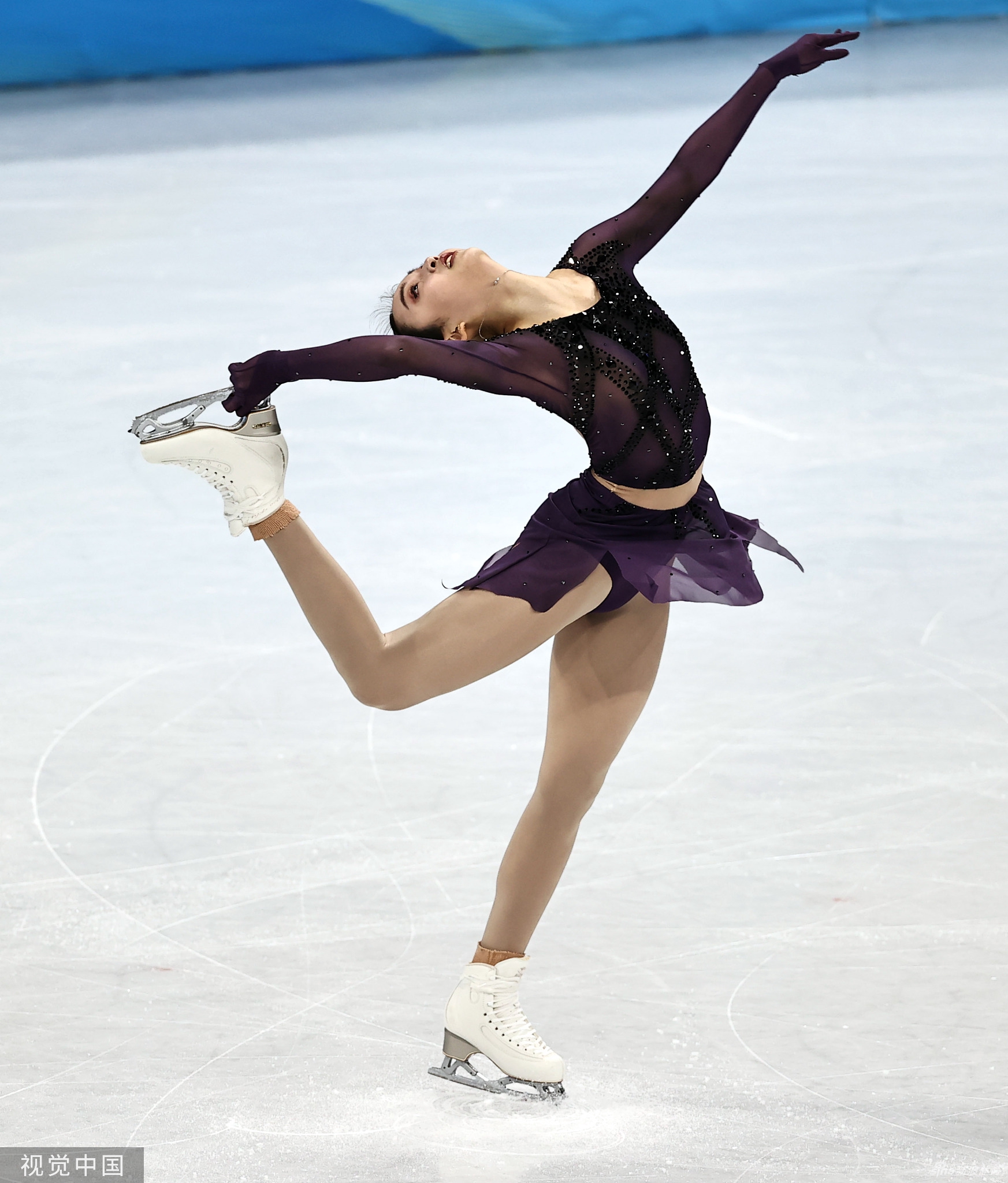 不再哭泣！朱易出战花滑女单短节目获第27
