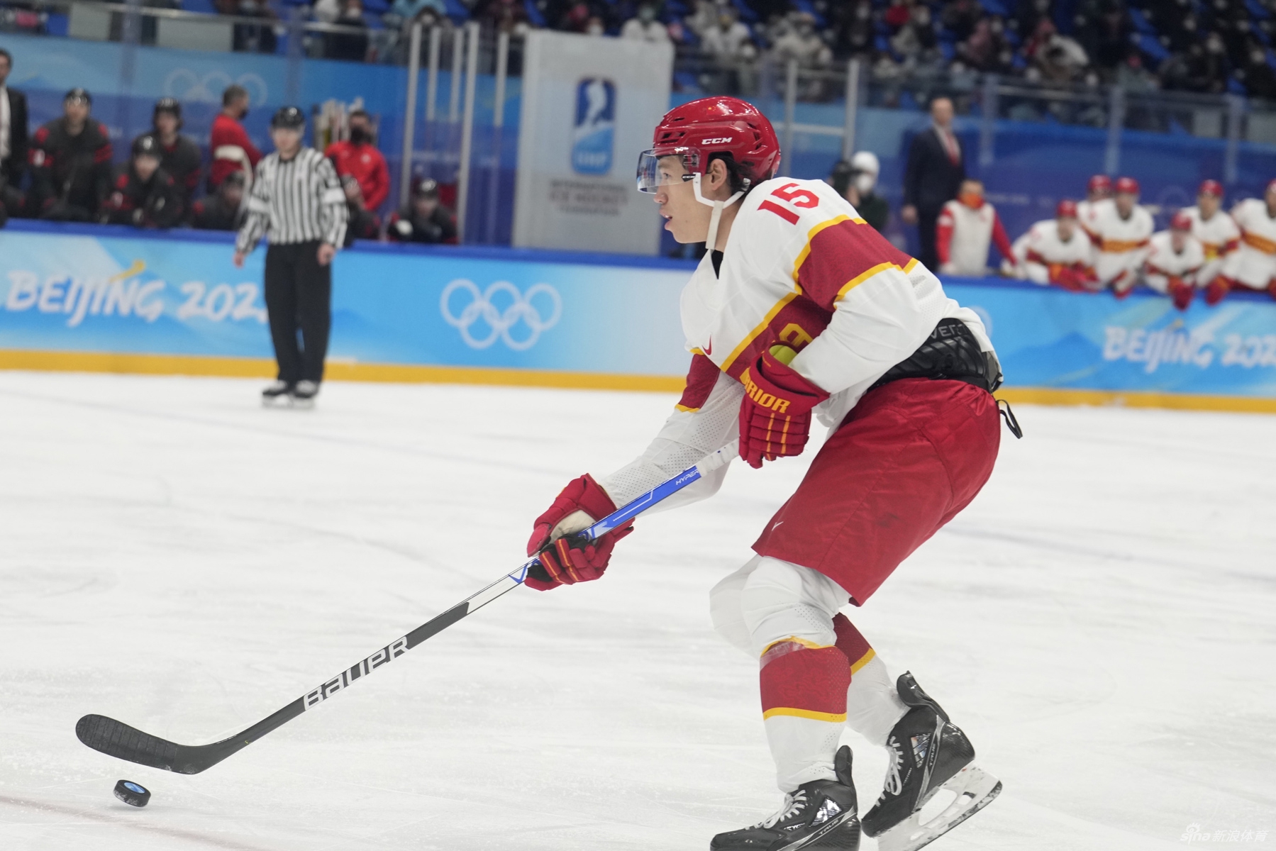 新浪直击男子冰球中国vs加拿大