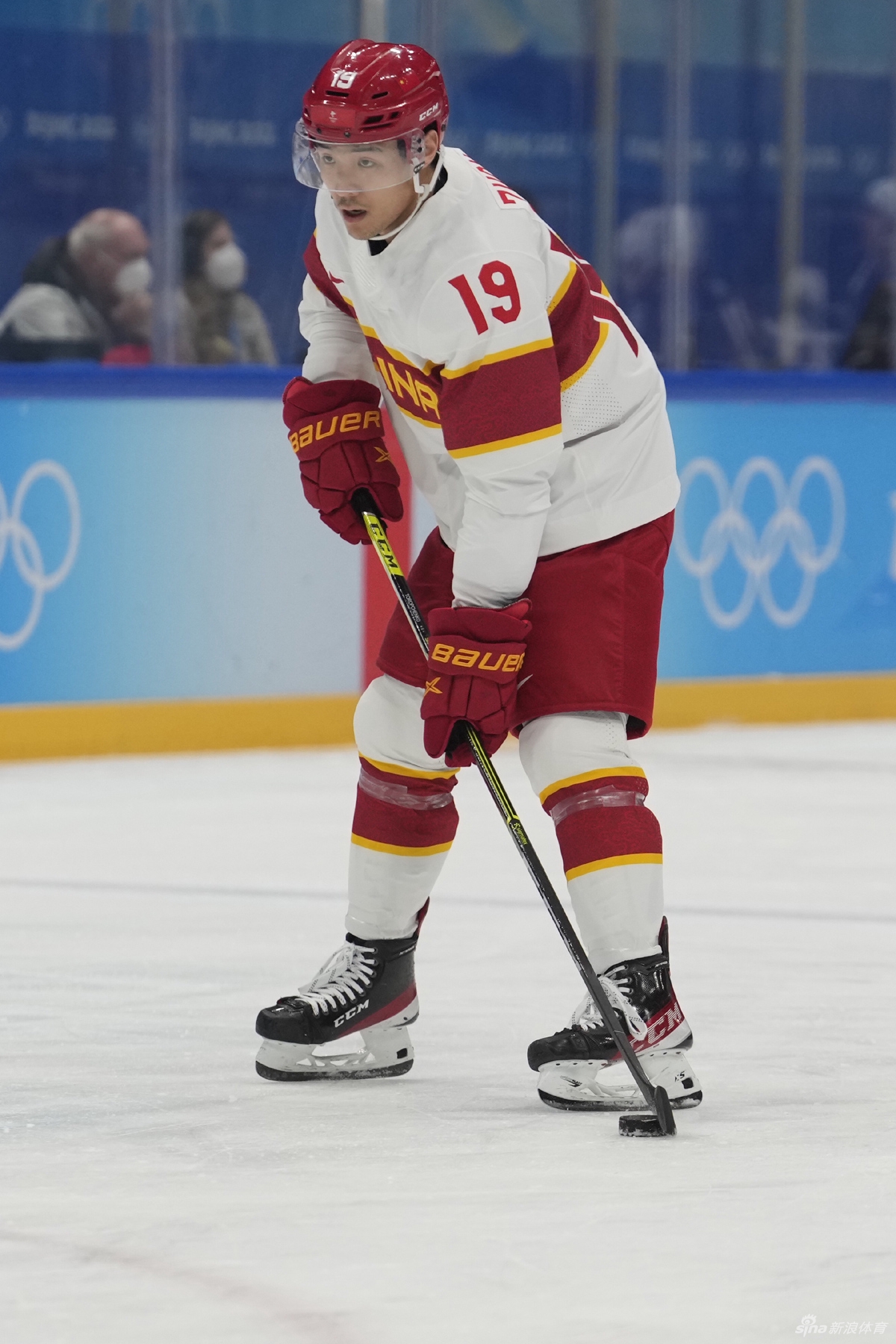 新浪直击男子冰球中国vs美国