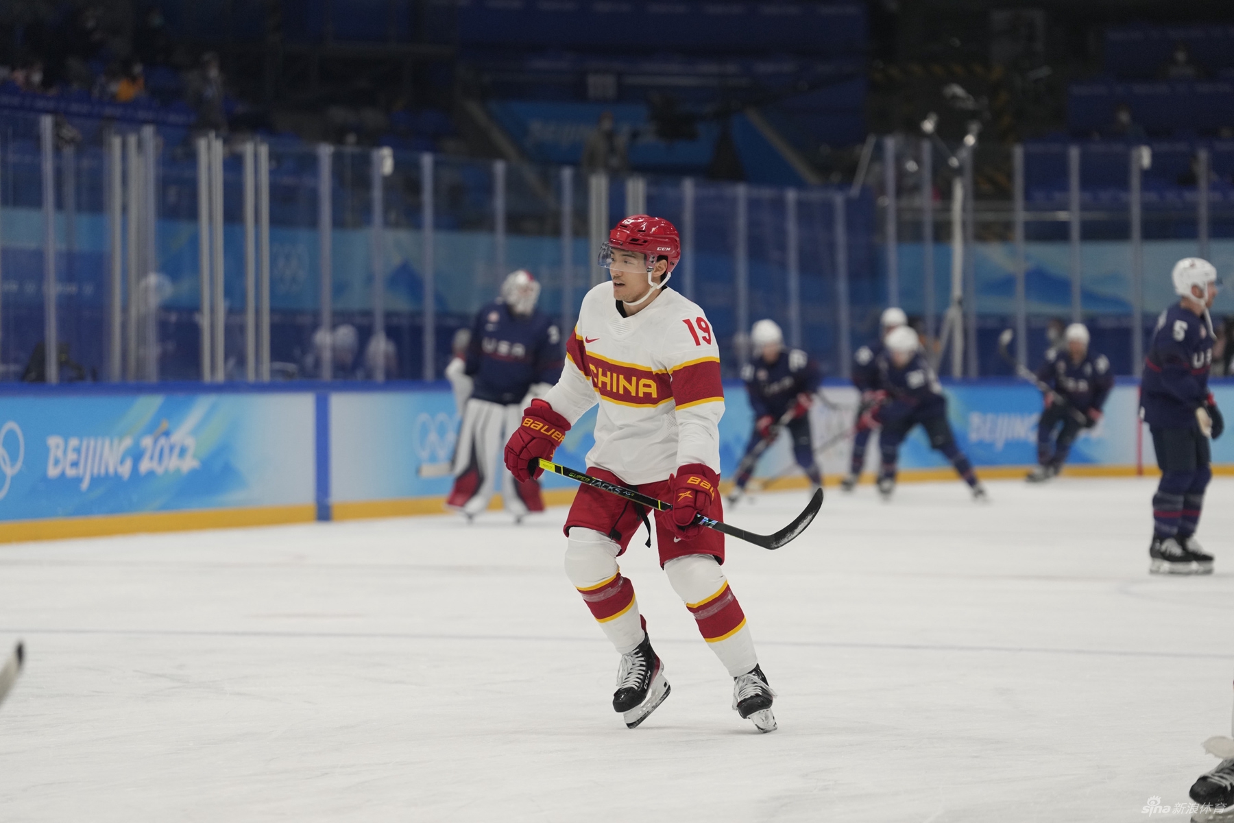 新浪直击男子冰球中国vs美国