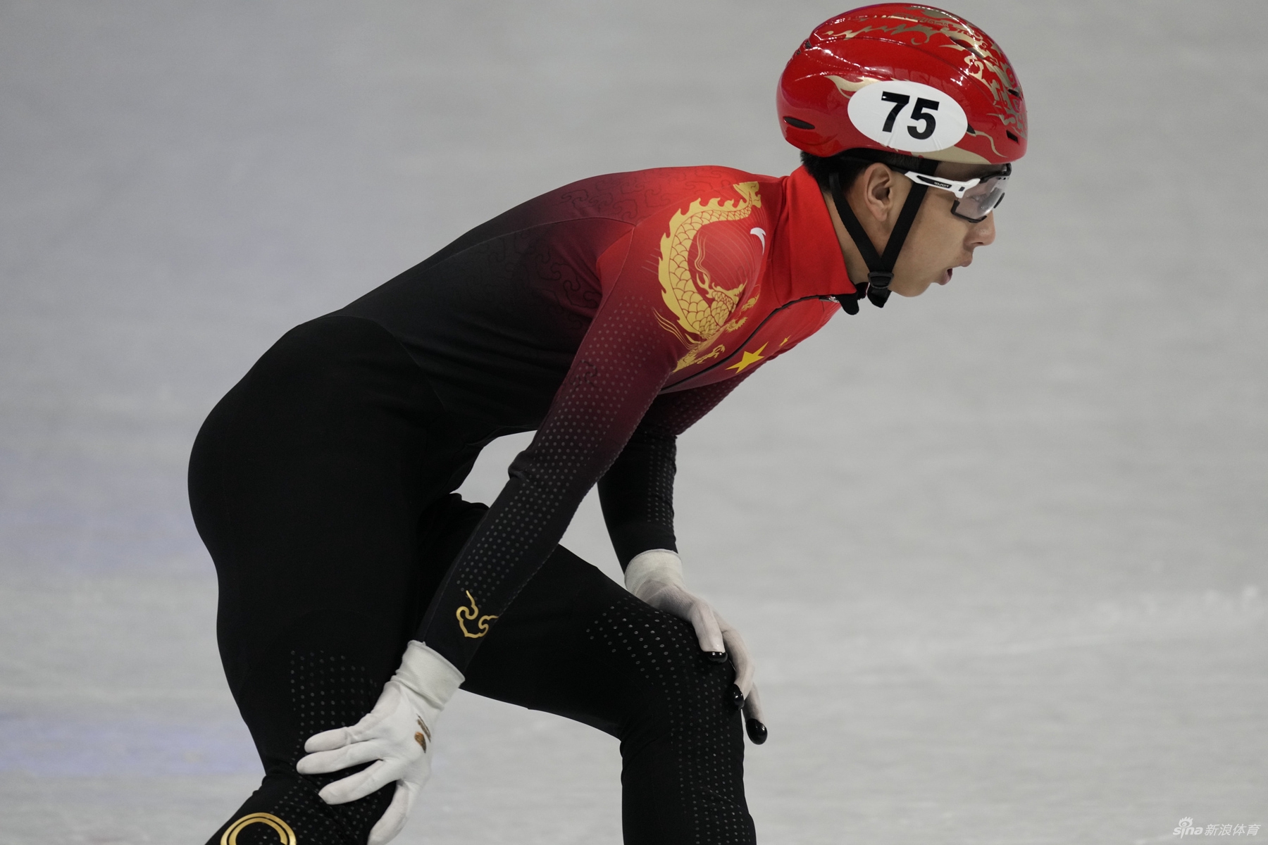 新浪直击速滑500米武大靖/任子威/孙龙晋级