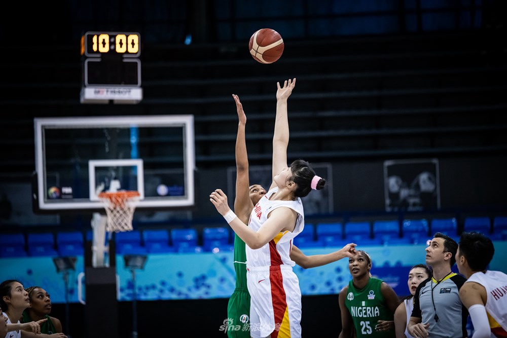 [女篮世预赛]中国女篮90-76尼日利亚
