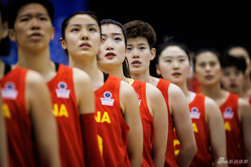 中国女篮103-70法国 3战全胜晋级世界杯