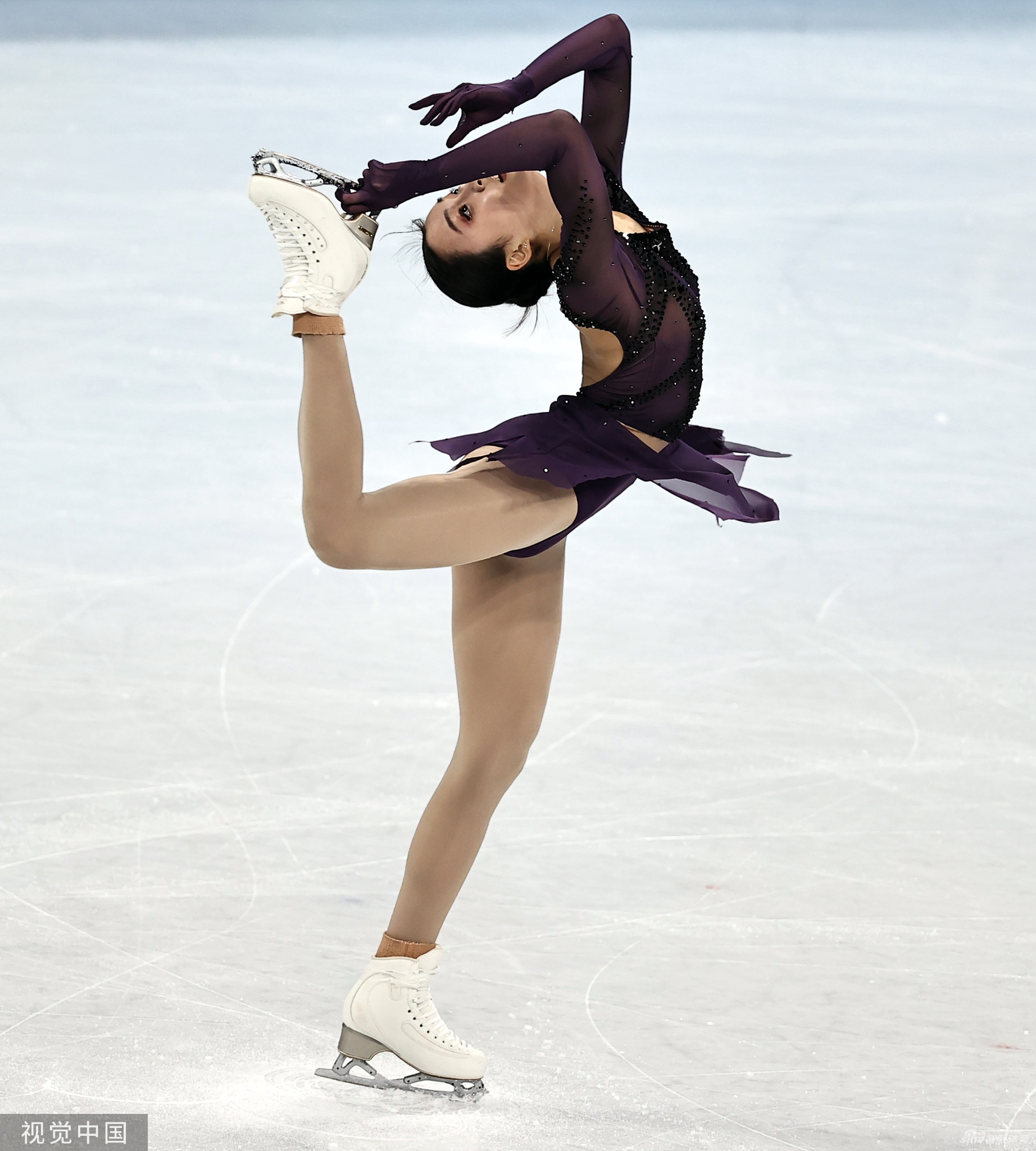 不再哭泣！朱易出战花滑女单短节目获第27