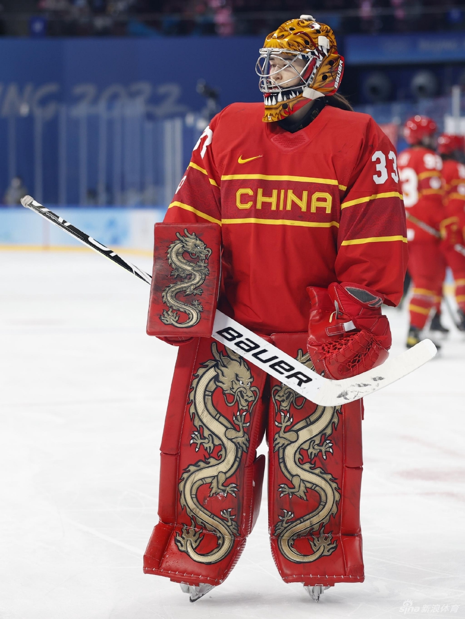 新浪直击中国女冰点球大战2-1逆转日本