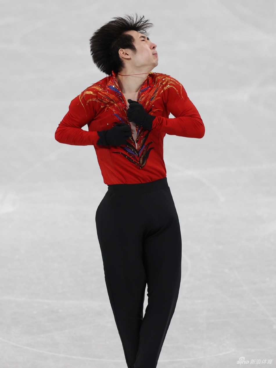 新浪直击男单自由滑金博洋获第四