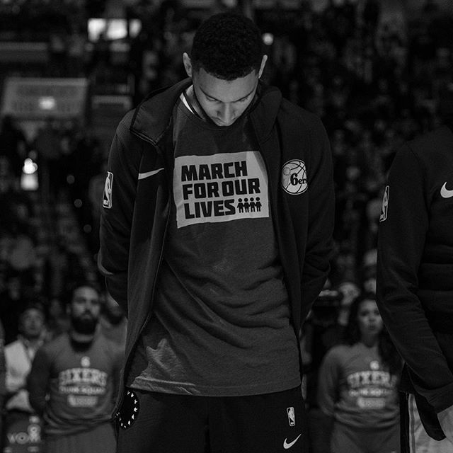 西蒙斯帅气写真