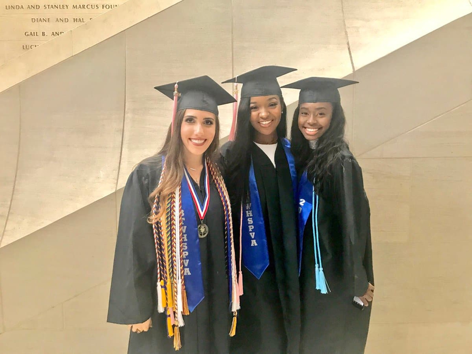 高颜值小姐姐调戏6号秀遭拒!但这暧昧合影哪来的