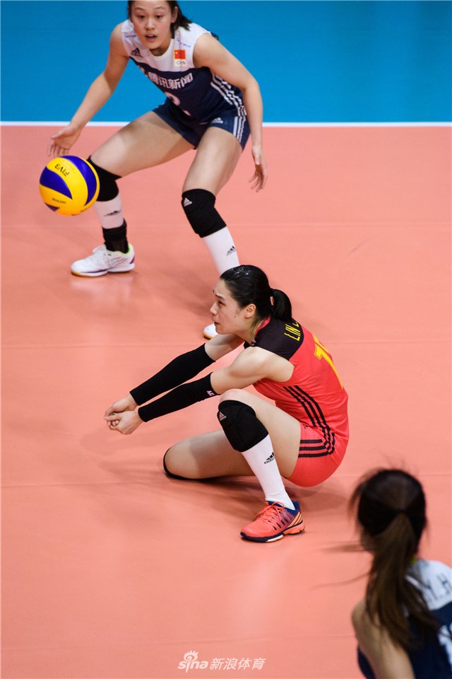 瑞士赛中国女排0-3意大利