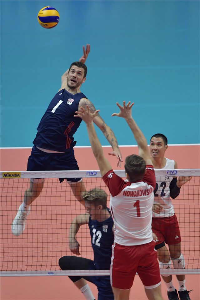 男排世锦赛波兰3-2美国进决赛