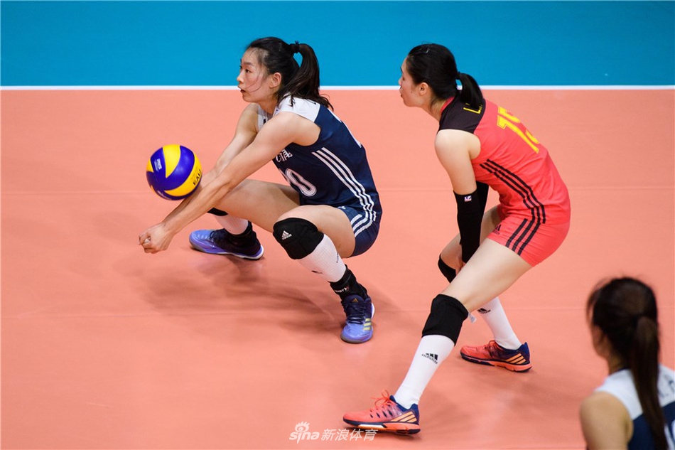 瑞士赛中国女排0-3意大利