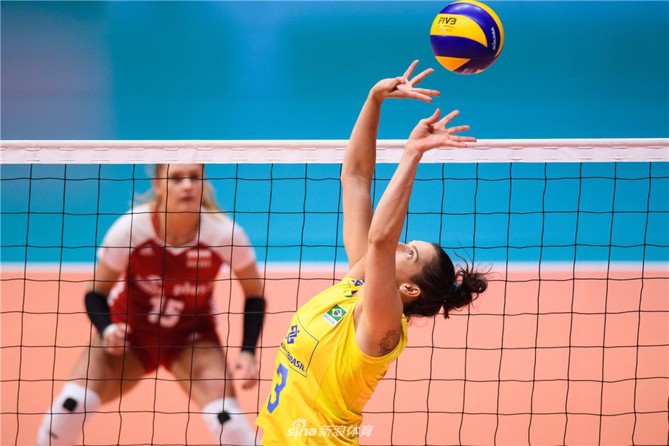 瑞士赛巴西女排2-3波兰