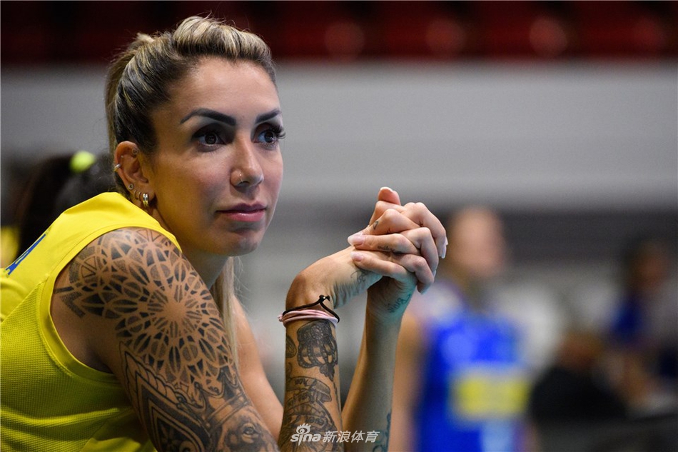 瑞士赛巴西女排2-3波兰