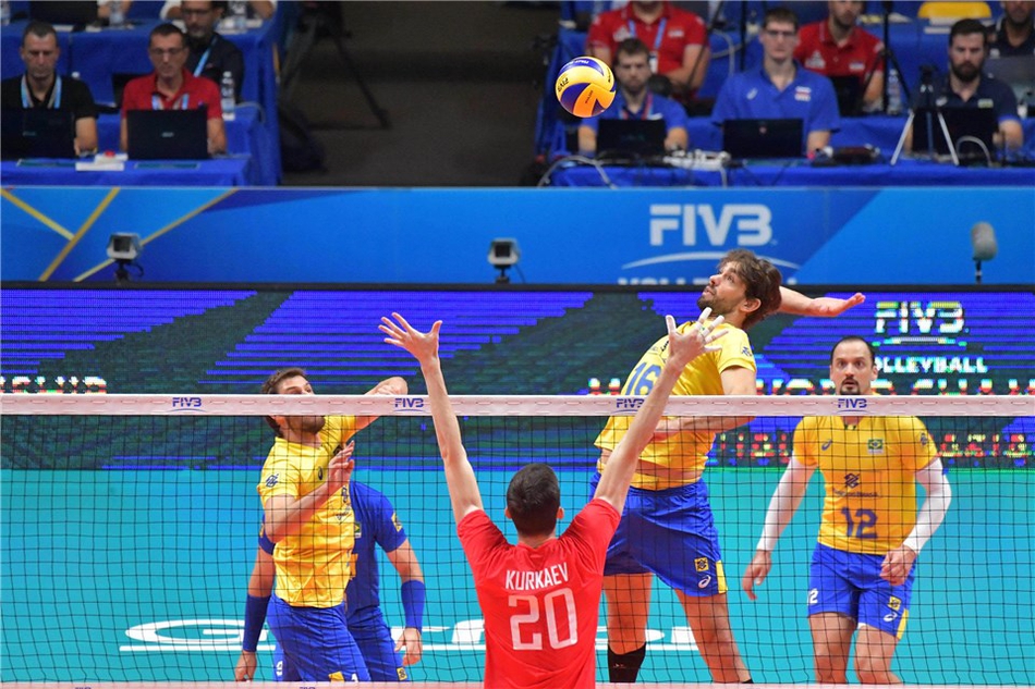 男排世锦赛巴西3-2俄罗斯