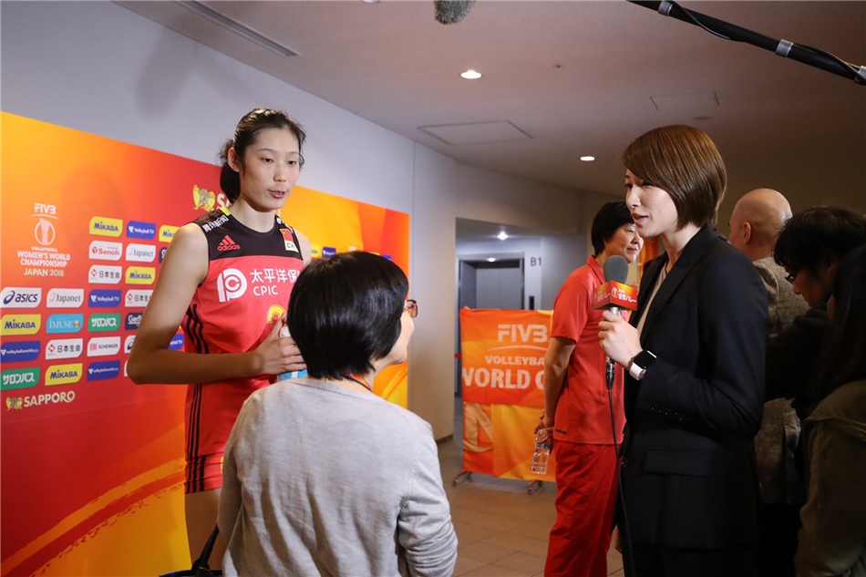 世锦赛官方大片回顾女排首秀