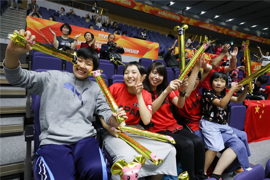 世锦赛官方大片回顾女排首秀