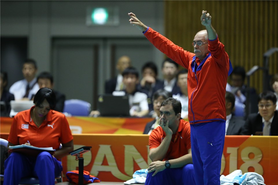 世锦赛官方大片回顾女排首秀