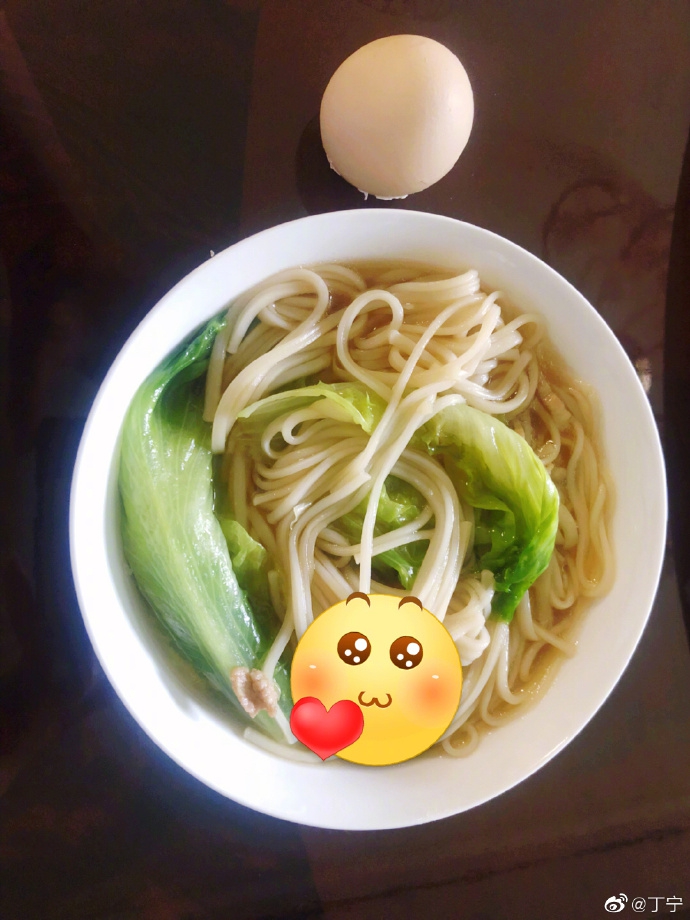 丁宁29岁生日要做个勇敢者