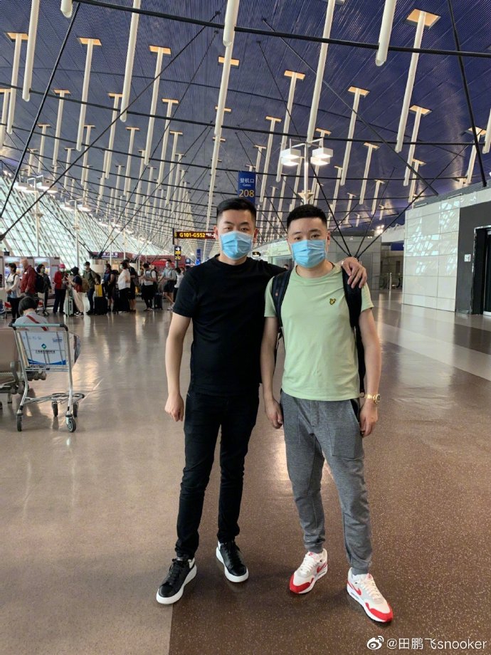 丁俊晖等出征斯诺克世锦赛