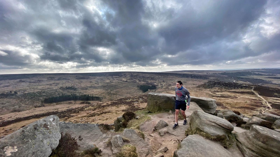 45岁奥沙利文参加越野跑很沧桑