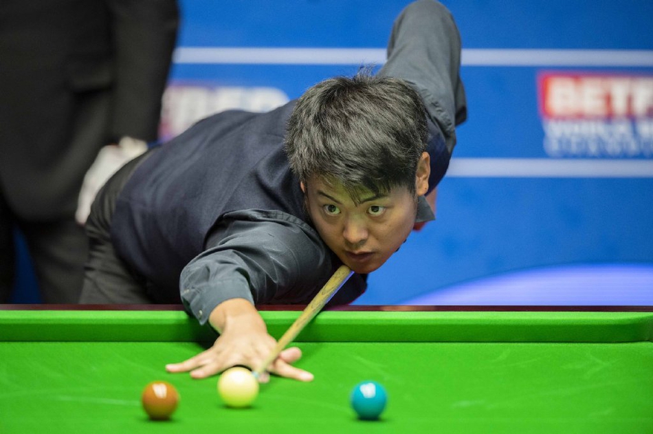 世锦赛梁文博5-10罗伯逊