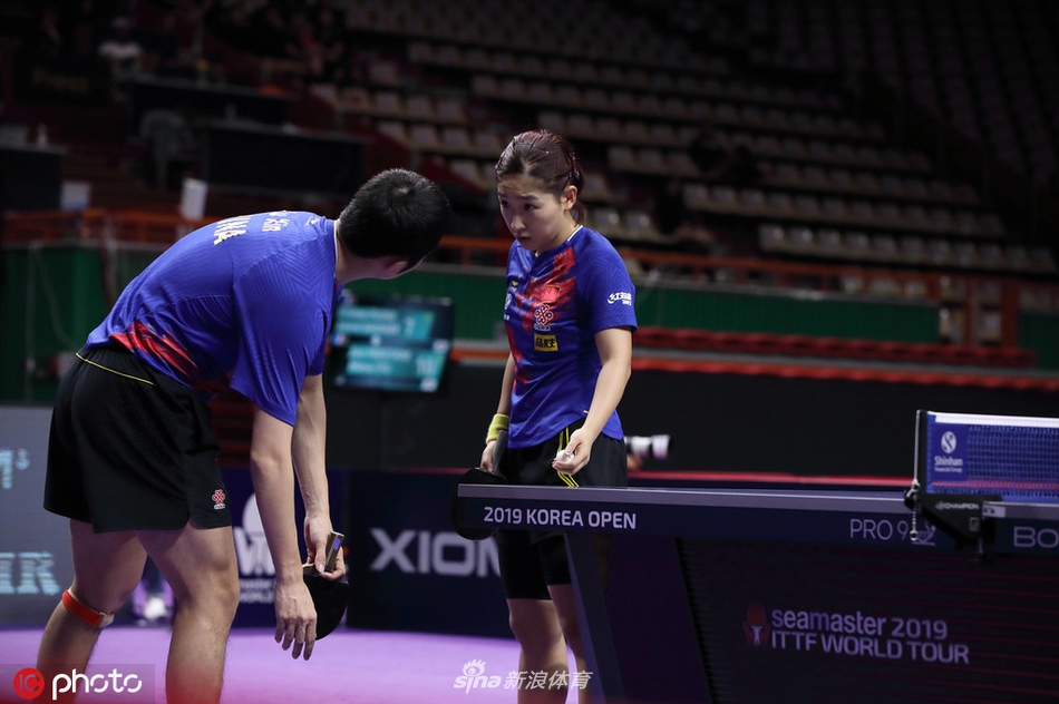 韩乒赛许昕/刘诗雯进四强