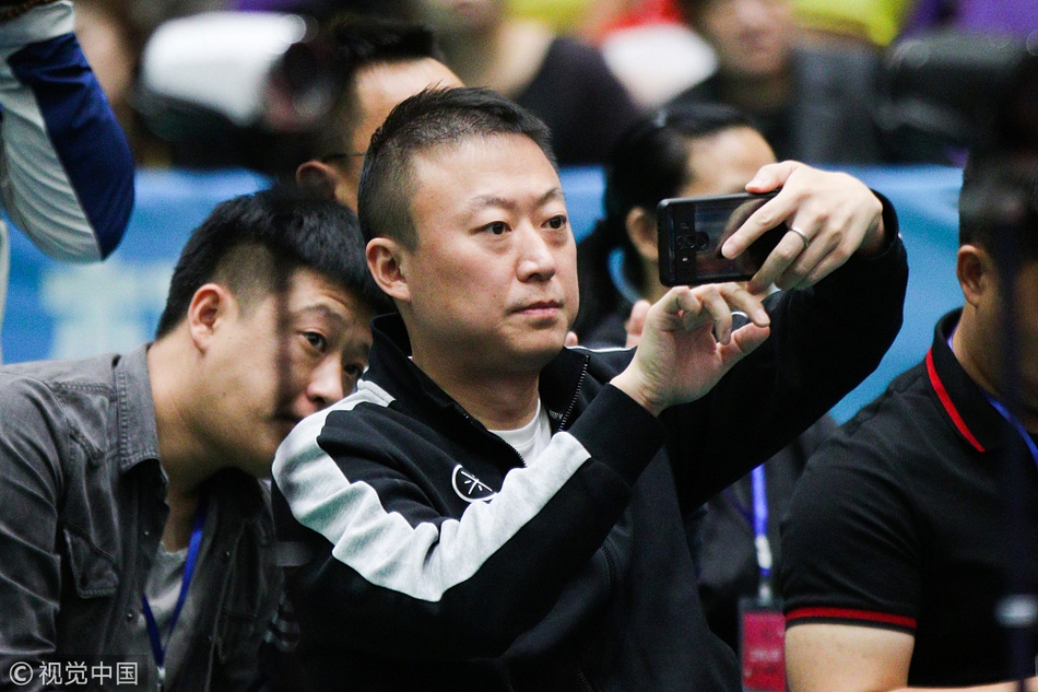 乒超女团刘诗雯马琳合体