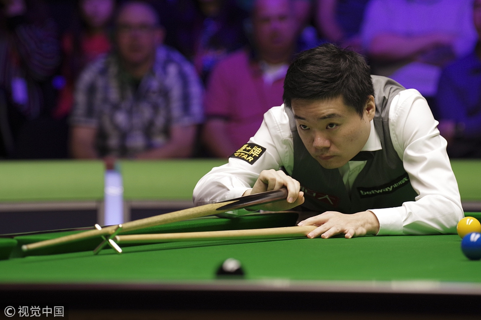 英锦赛次轮丁俊晖6-5塞尔特