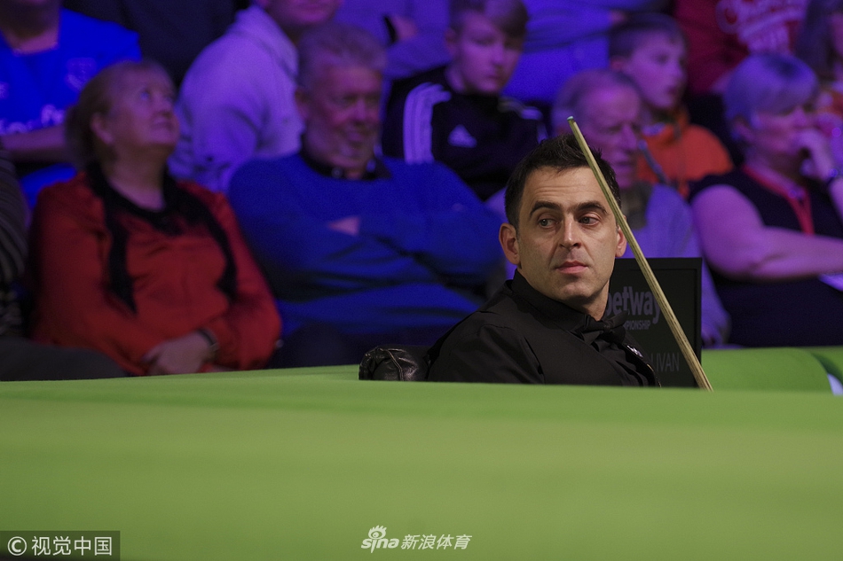 英锦赛次轮奥沙利文6-5达赫迪