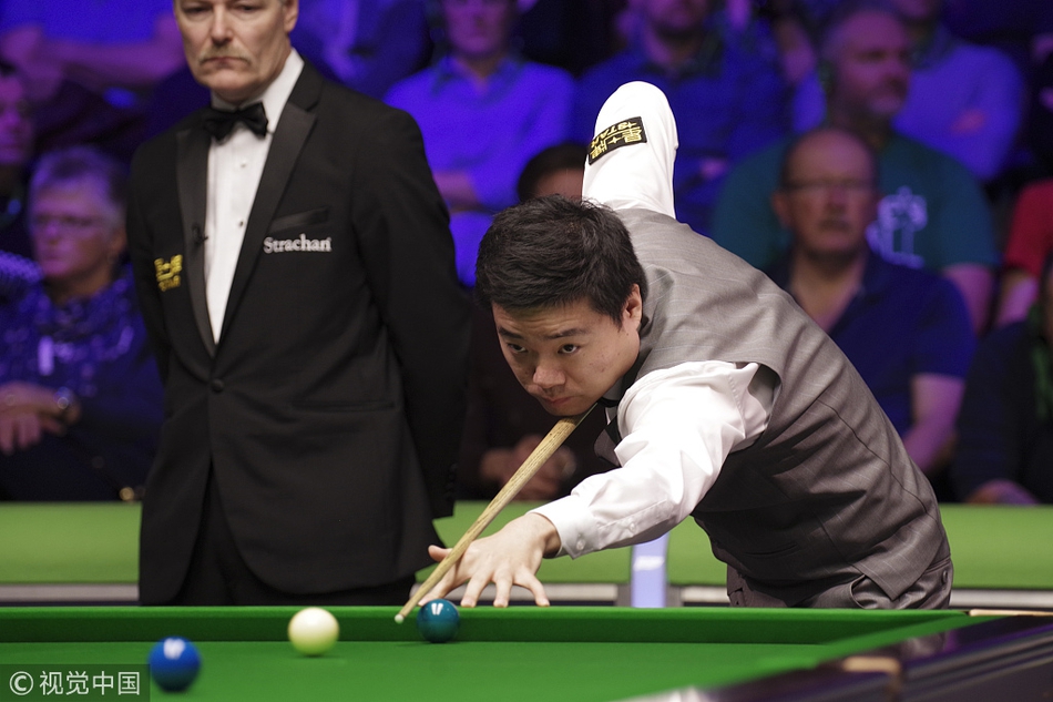 英锦赛次轮丁俊晖6-5塞尔特