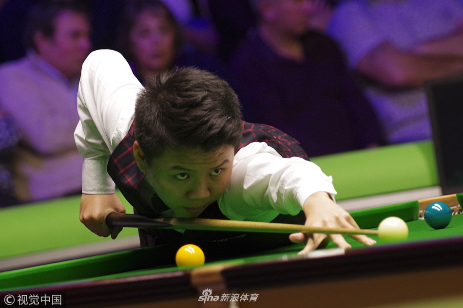 英锦赛第3轮奥沙利文6-0周跃龙