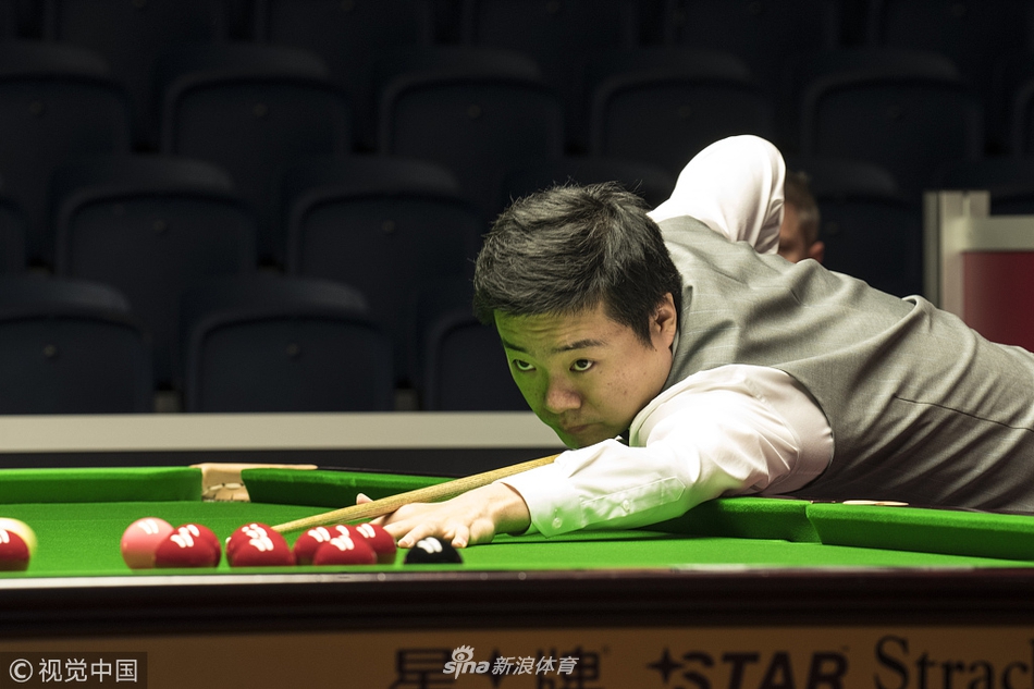 苏格兰赛第二轮丁俊晖4-1米尔金斯