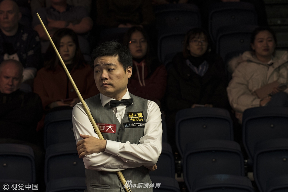 苏格兰赛第二轮丁俊晖4-1米尔金斯