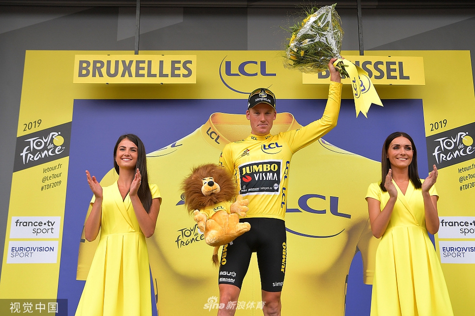 环法第1赛段迈克-特尼森夺冠