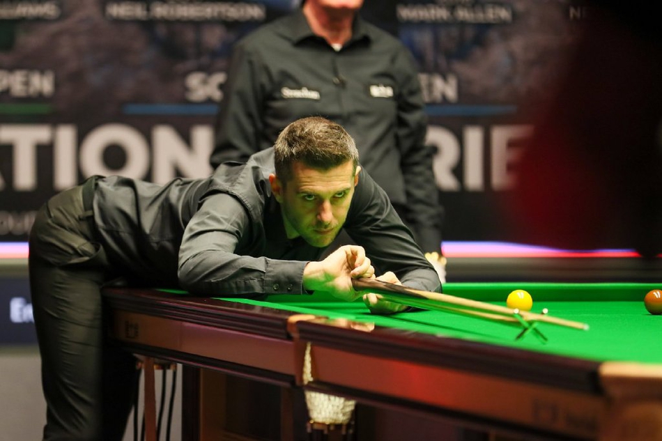 英格兰赛罗伯逊6-5塞尔比进决赛