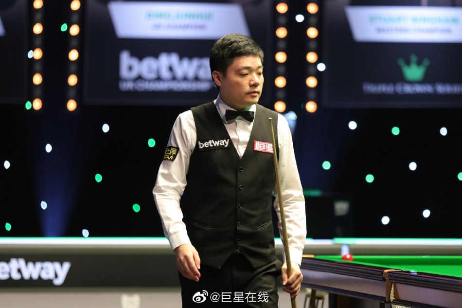 英锦赛次轮丁俊晖5-6格雷斯