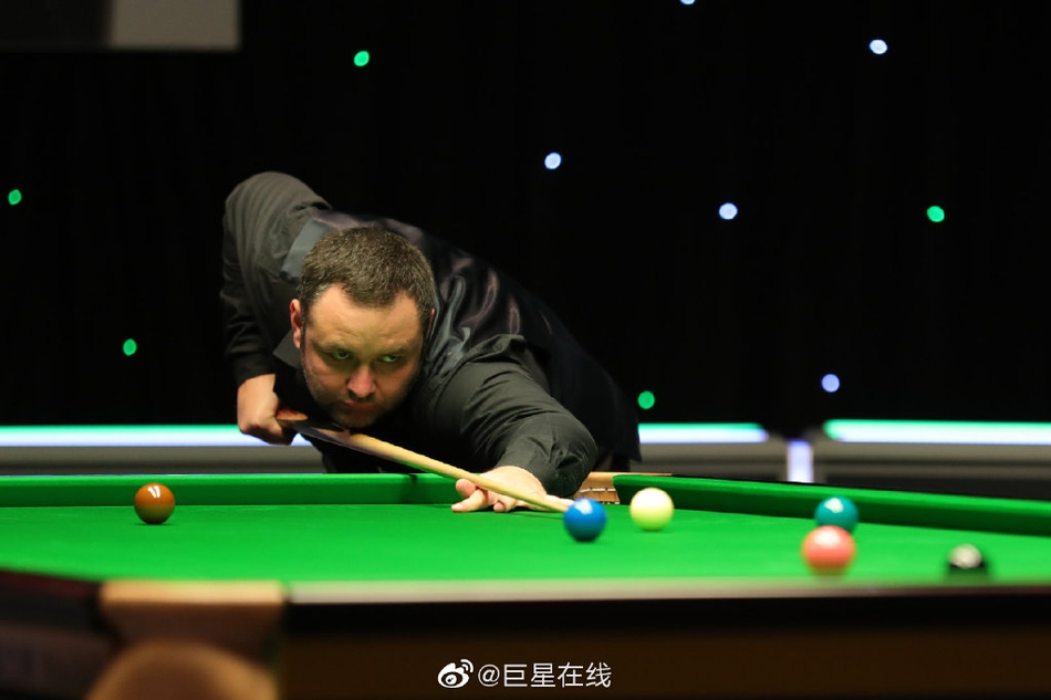 英锦赛庞俊旭6-5马奎尔进16强