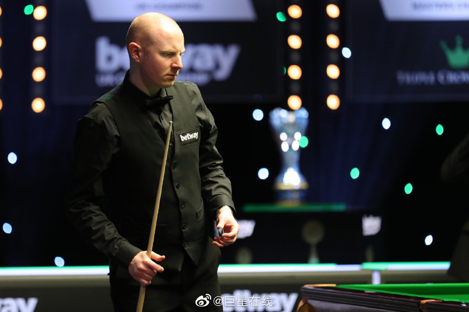 英锦赛罗伯逊6-4麦克吉尔进8强