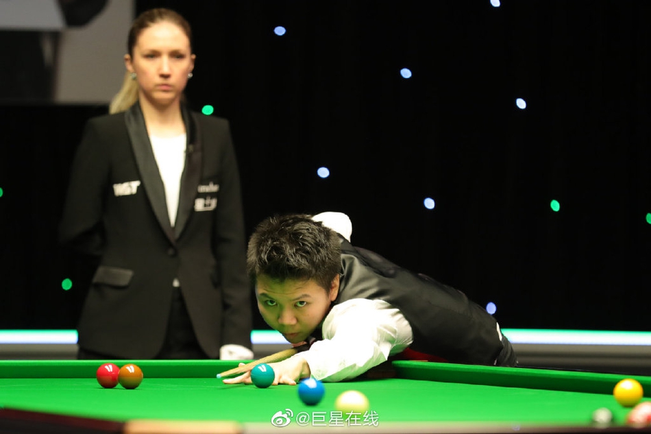 英锦赛周跃龙6-2希金斯进8强