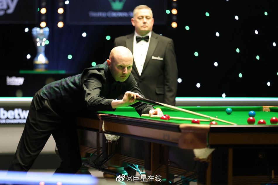 英锦赛罗伯逊6-4麦克吉尔进8强