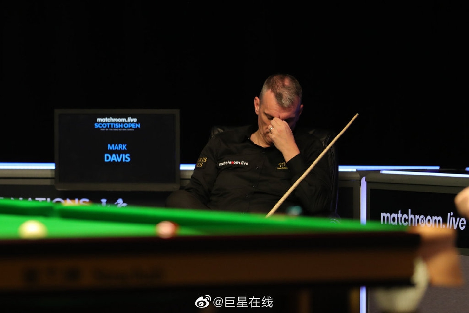 苏格兰赛丁俊晖4-0马克-戴维斯