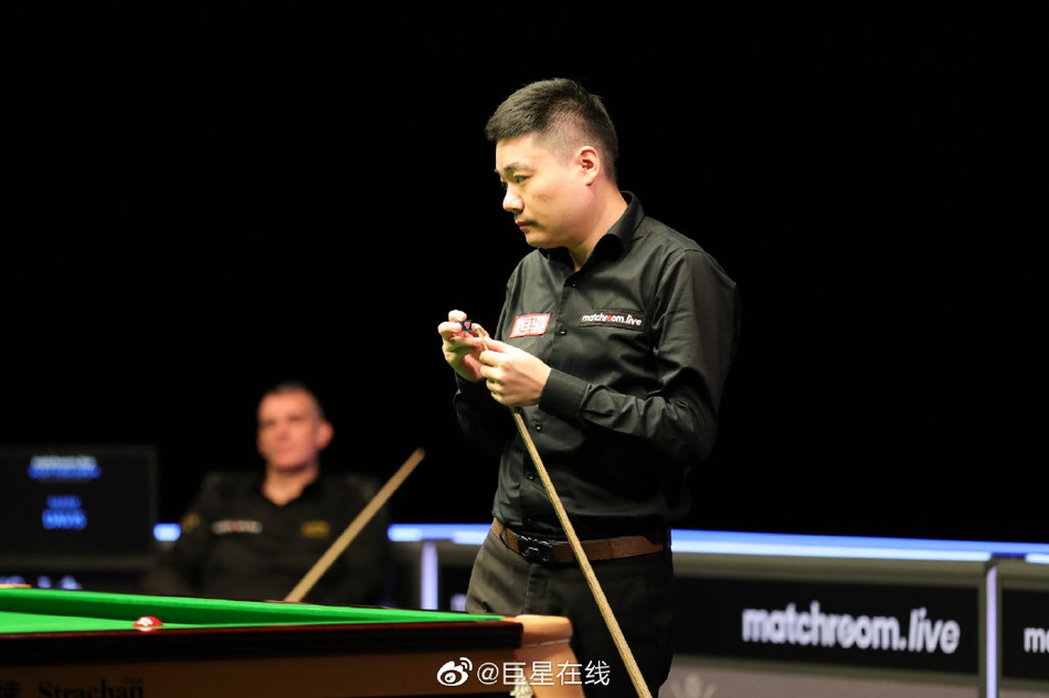 苏格兰赛丁俊晖4-0马克-戴维斯