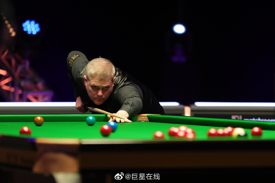 006z4CVrgy1glo1tal498j31900u0e83