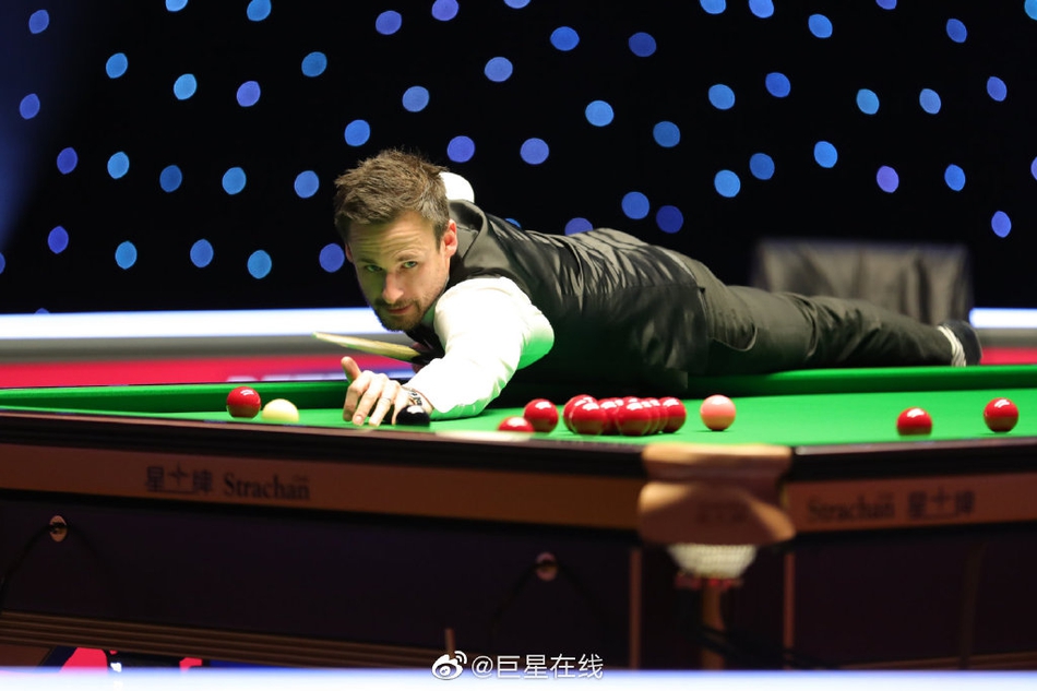 大师赛首轮吉尔伯特6-2佩里