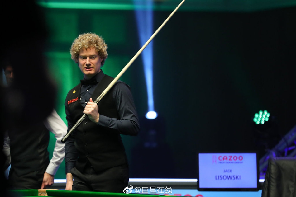 巡回锦标赛罗伯逊10-5小司机