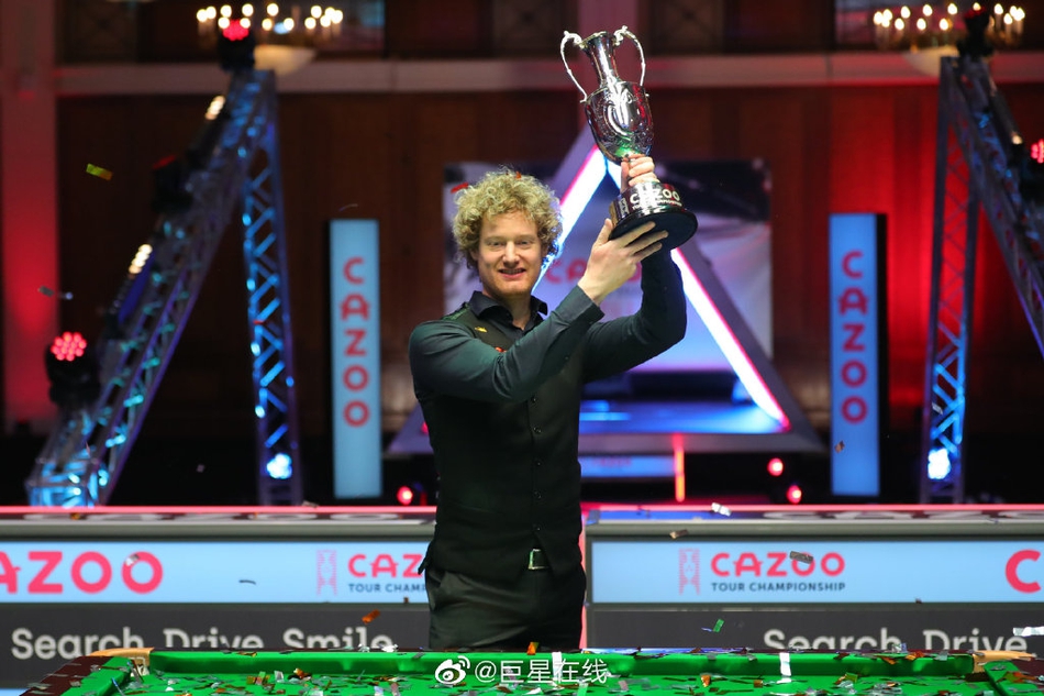 巡回锦标赛罗伯逊10-4奥沙利文夺冠